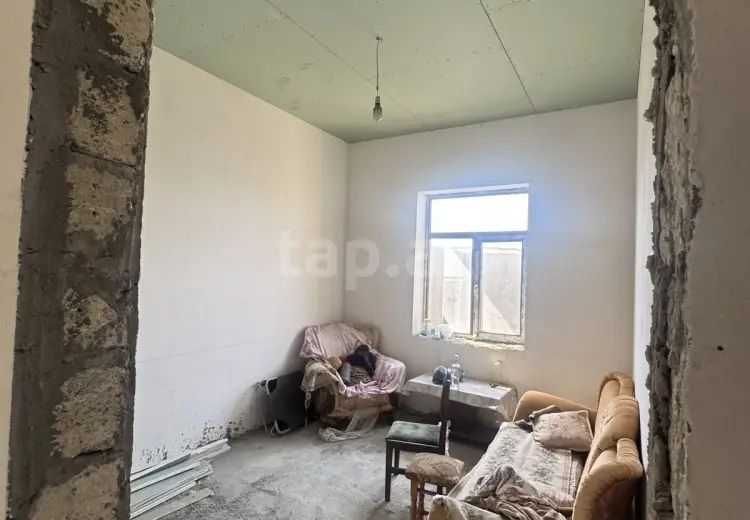 8 otaqlı mənzil , Bakı