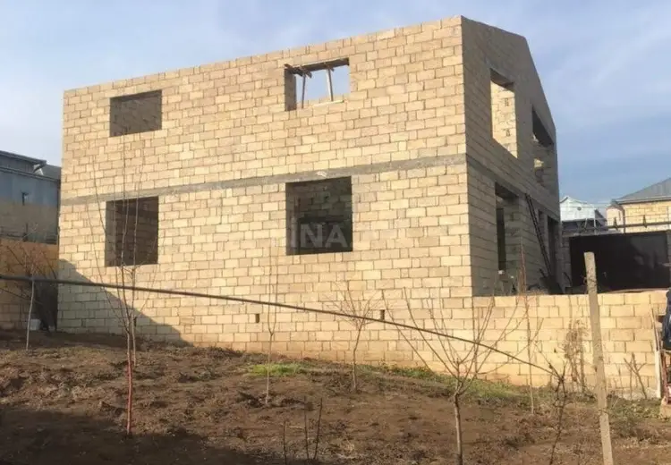 6 otaqlı mənzil Satılır, Şamaxı