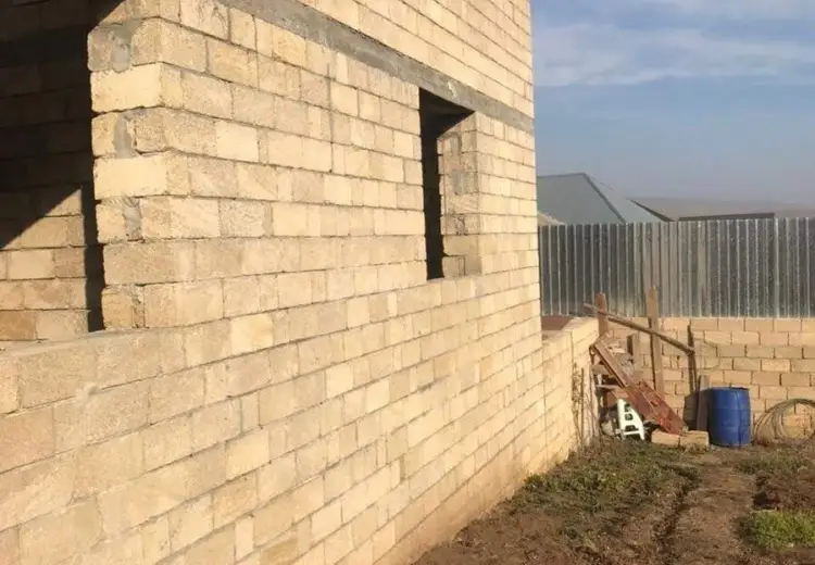 6 otaqlı mənzil Satılır, Şamaxı