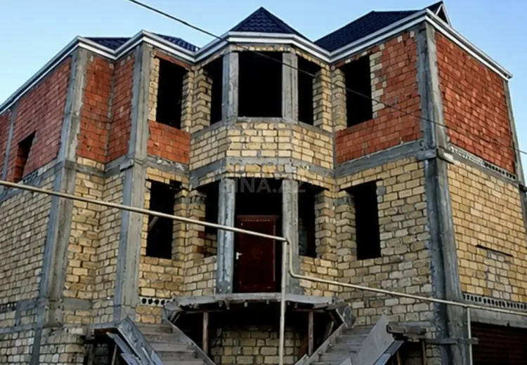 9 otaqlı mənzil Satılır, Gəncə