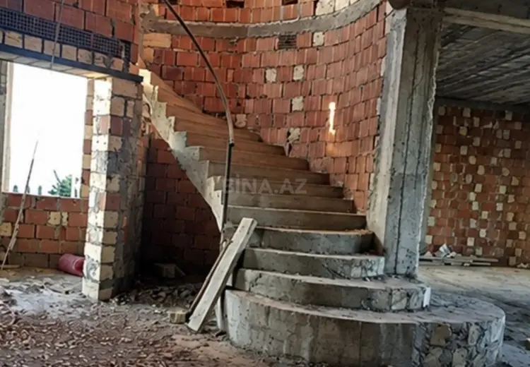 9 otaqlı mənzil Satılır, Gəncə