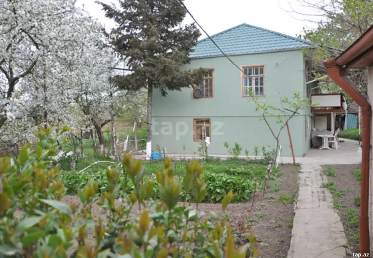 6 otaqlı mənzil , Şamaxı