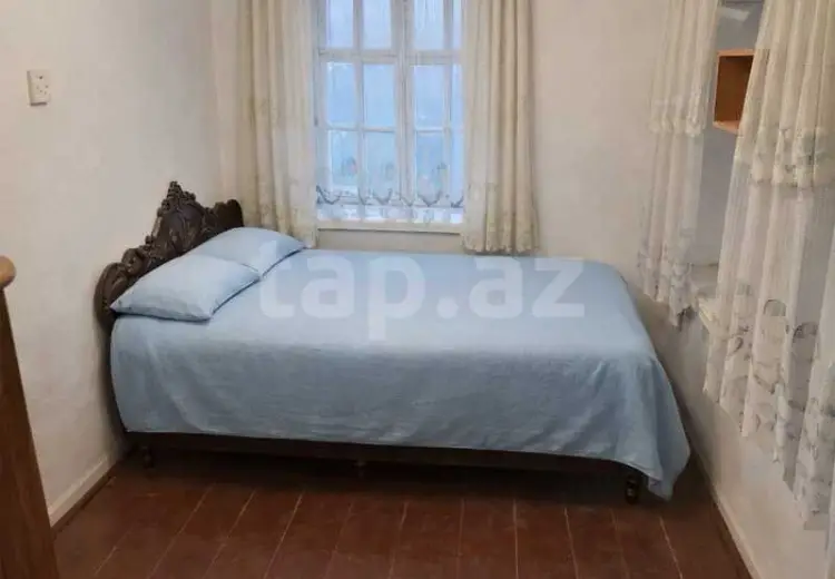 6 otaqlı mənzil , Şamaxı