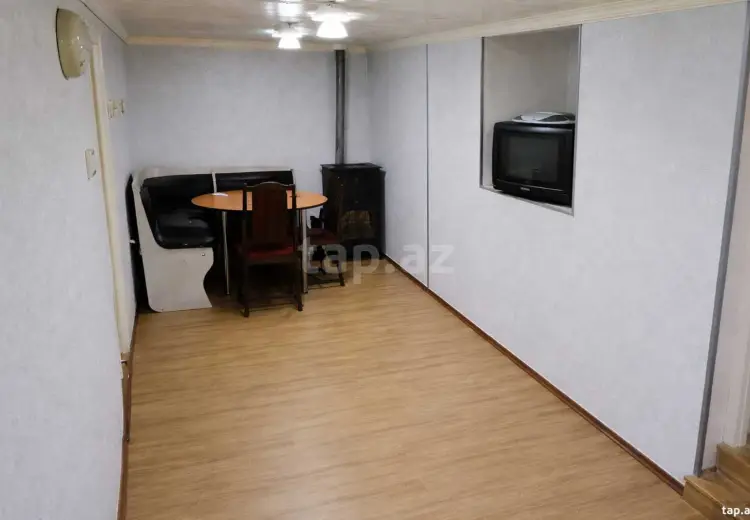 6 otaqlı mənzil , Şamaxı