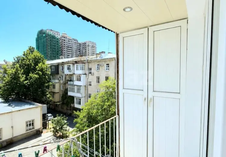 3 otaqlı mənzil , Bakı