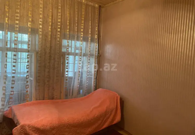 6 otaqlı mənzil , Şəki