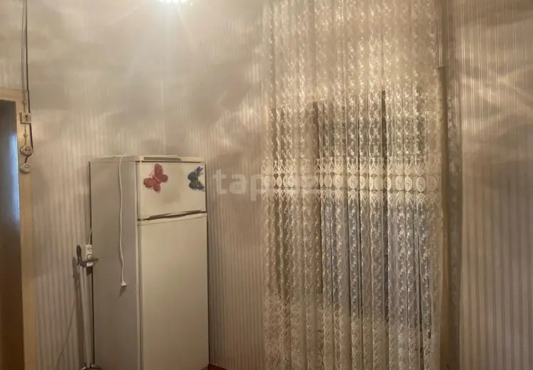 6 otaqlı mənzil , Şəki