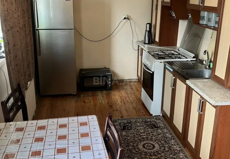 5 otaqlı mənzil Satılır, Qəbələ