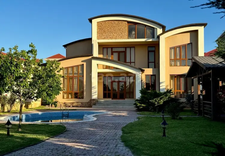 6 otaqlı mənzil Kirayə (günlük), Novxanı, Abşeron