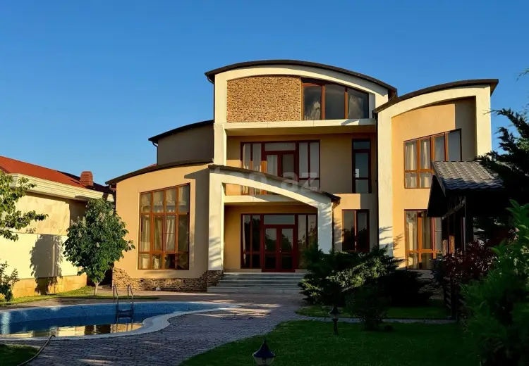 6 otaqlı mənzil Kirayə (günlük), Novxanı, Abşeron