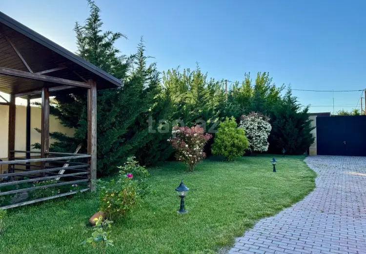 6 otaqlı mənzil Kirayə (günlük), Novxanı, Abşeron