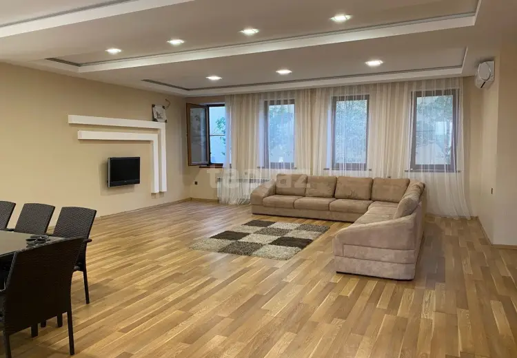 6 otaqlı mənzil Kirayə (günlük), Novxanı, Abşeron