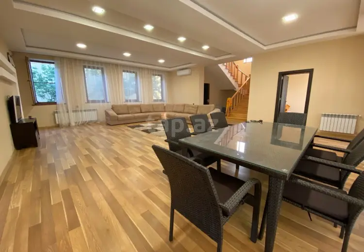 6 otaqlı mənzil Kirayə (günlük), Novxanı, Abşeron