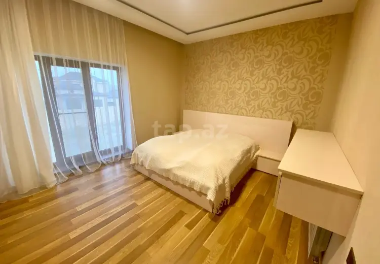 6 otaqlı mənzil Kirayə (günlük), Novxanı, Abşeron