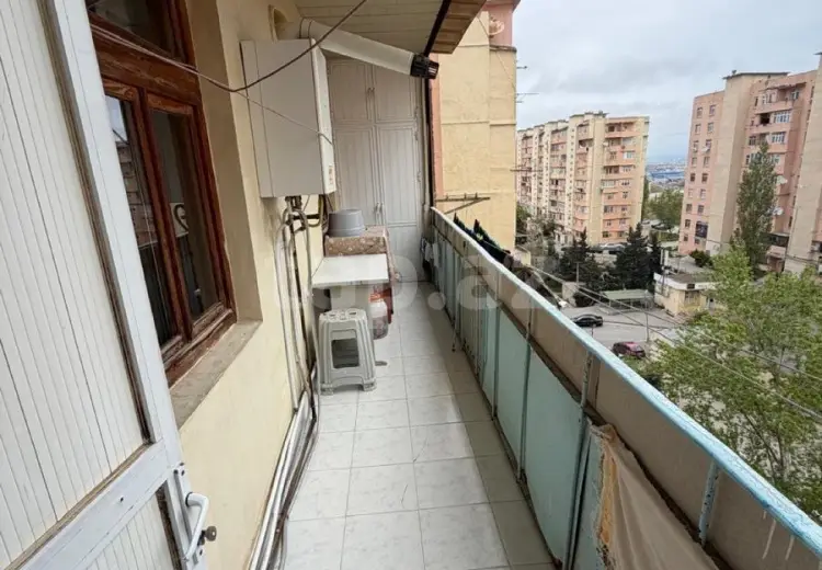 5 otaqlı mənzil , Bakı