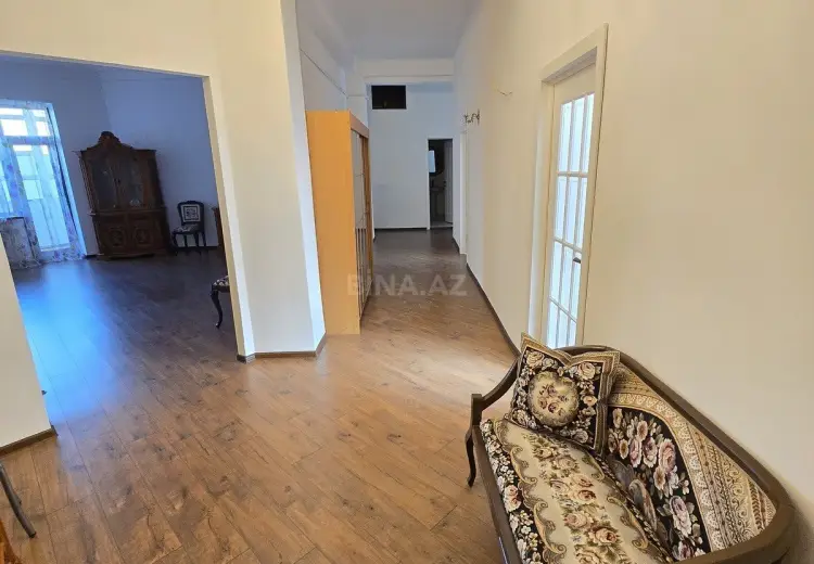 4 otaqlı mənzil Satılır, Sahil qəs., Səbail, Bakı