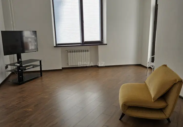 4 otaqlı mənzil Satılır, Sahil qəs., Səbail, Bakı