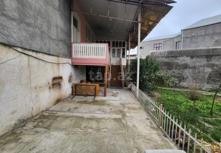 7 otaqlı mənzil , Gəncə