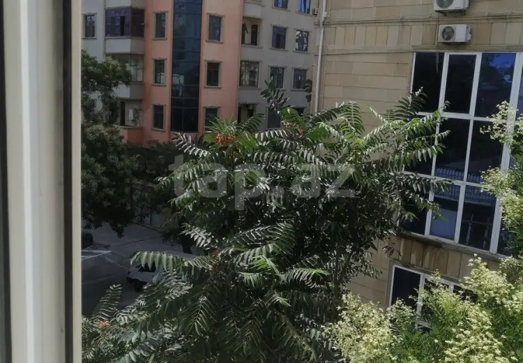 3 otaqlı mənzil , Bakı