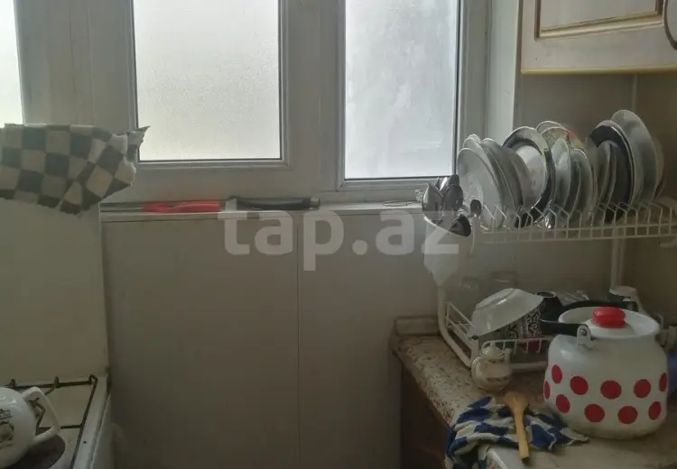 3 otaqlı mənzil , Bakı