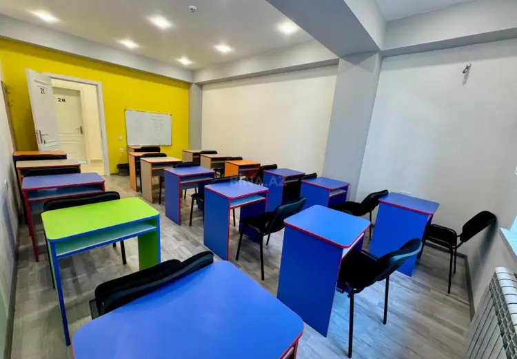 700 m² Obyekt / Ofis Kirayə (aylıq), Nizami, Bakı