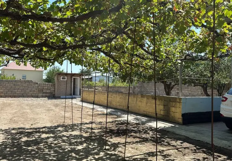 3 otaqlı mənzil Satılır, Salyan