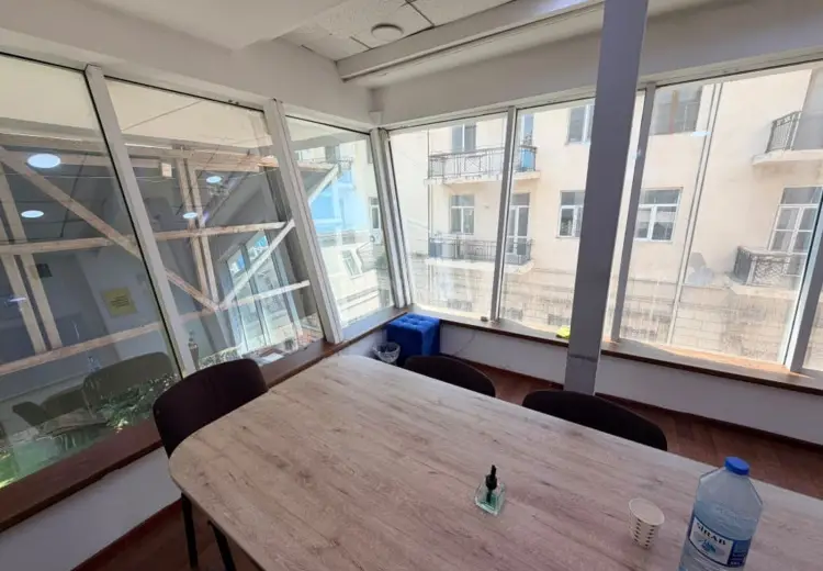 13 m² Obyekt / Ofis Kirayə (aylıq), Nəsimi, Bakı