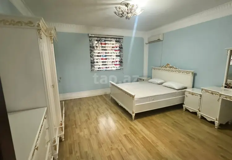 7 otaqlı mənzil , Bakı
