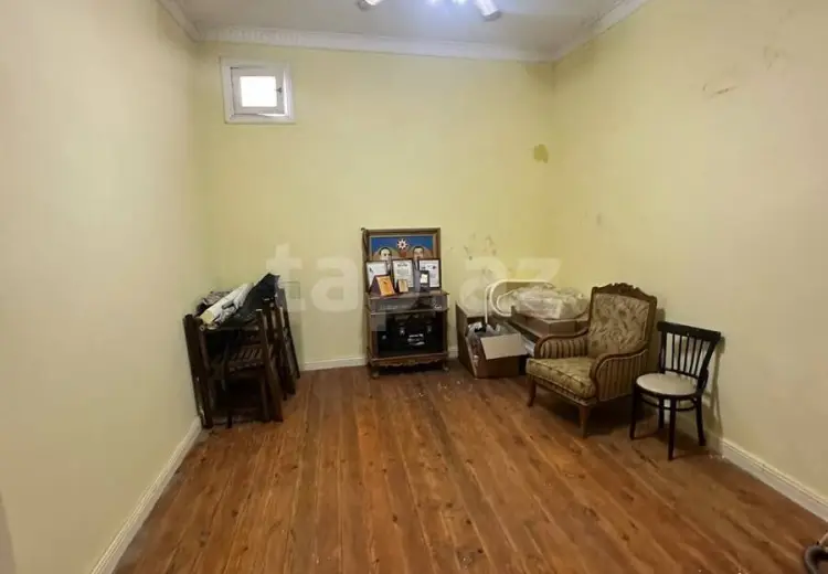7 otaqlı mənzil , Bakı