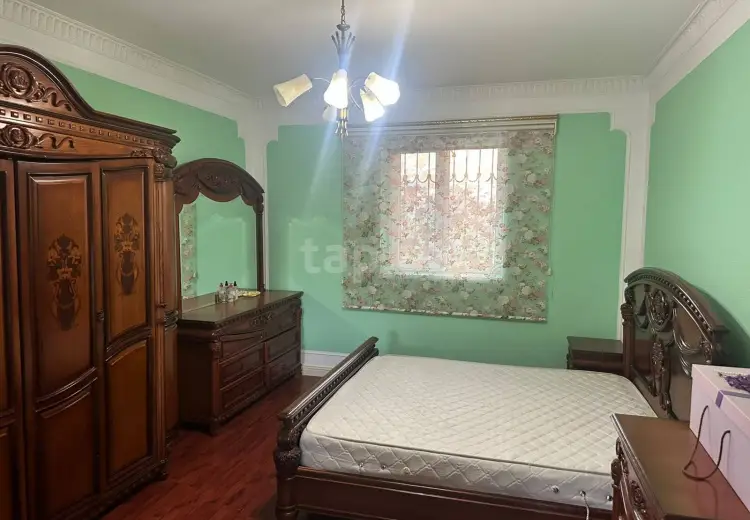 7 otaqlı mənzil , Bakı