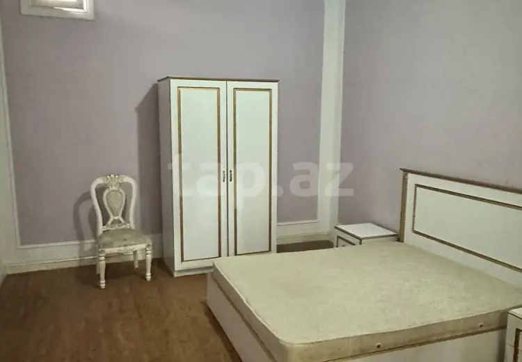 7 otaqlı mənzil , Bakı
