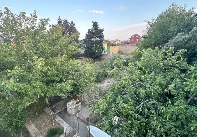 7 otaqlı mənzil , Bakı