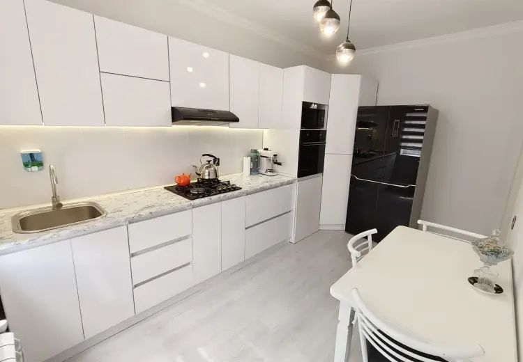 2 otaqlı mənzil Satılır, Abşeron