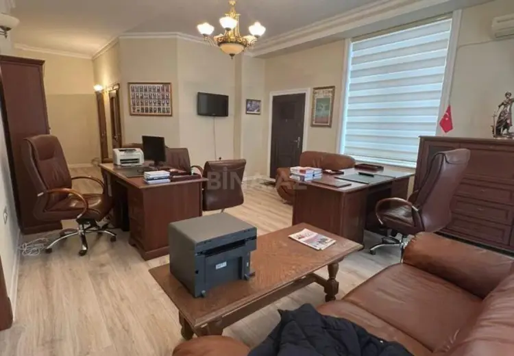100 m² Obyekt / Ofis Kirayə (aylıq), Yasamal, Bakı