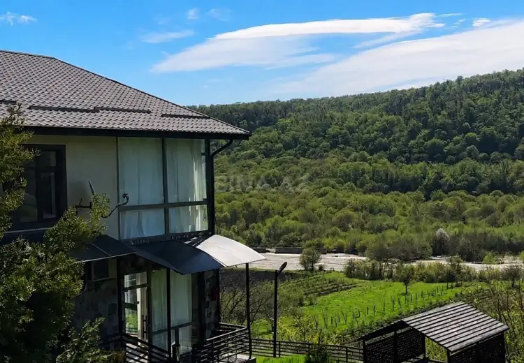 1000 m² Obyekt / Ofis Satılır, Qusar