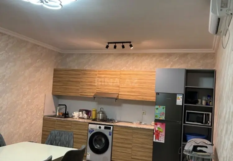 3 otaqlı mənzil Satılır, Qəbələ