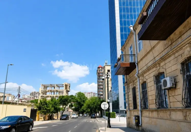 3 otaqlı mənzil Satılır, Kubinka, Nəsimi, Bakı