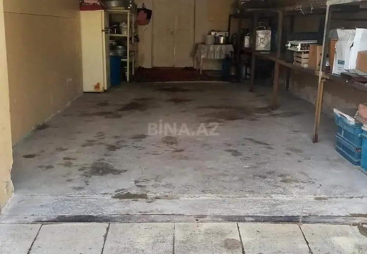 8 otaqlı mənzil Satılır, Şamaxı