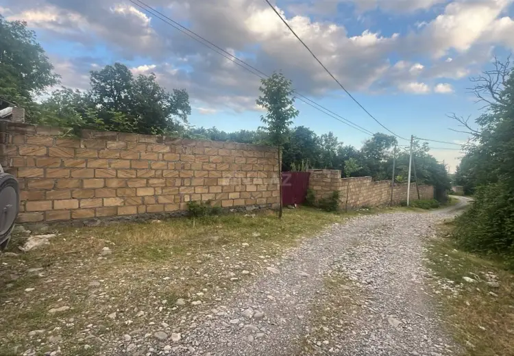 18 sot Torpaq Satılır, Oğuz