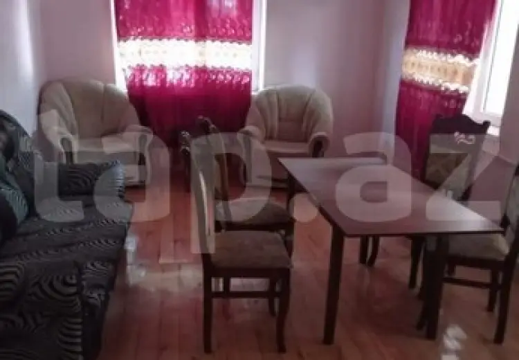 8 otaqlı mənzil , Şamaxı