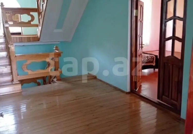 8 otaqlı mənzil , Şamaxı