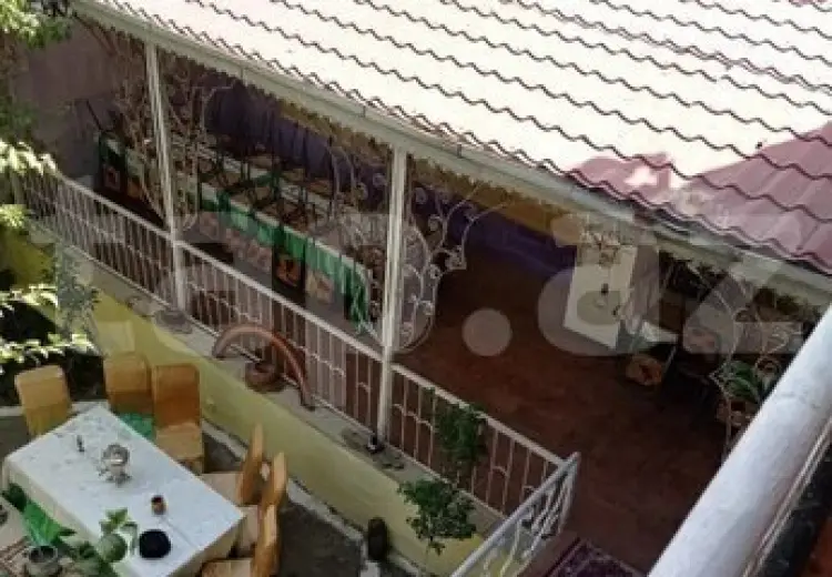 8 otaqlı mənzil , Şamaxı
