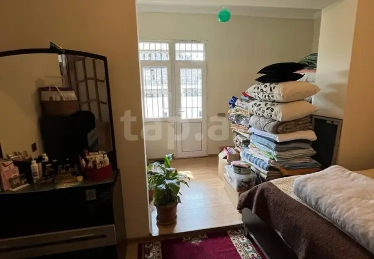 4 otaqlı mənzil , Bakı