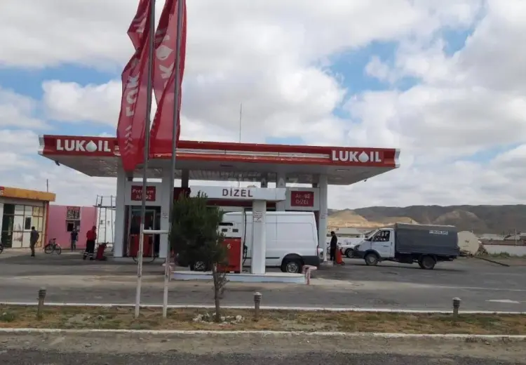 250 m² Obyekt / Ofis Satılır, Qaradağ, Bakı