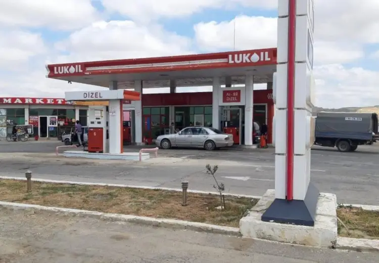 250 m² Obyekt / Ofis Satılır, Qaradağ, Bakı