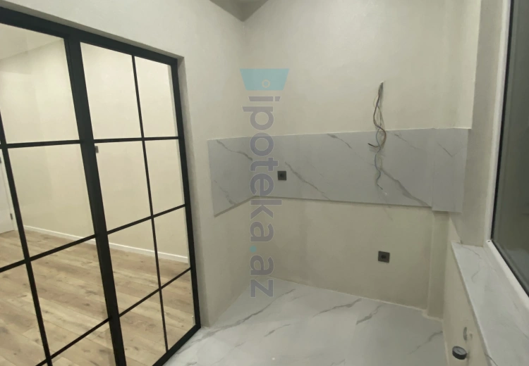 2 otaqlı mənzil Satılır, Şəki