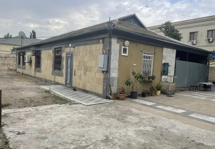 5 otaqlı mənzil Satılır, Beyləqan