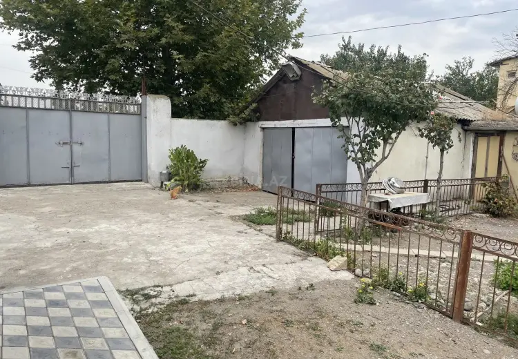5 otaqlı mənzil Satılır, Beyləqan