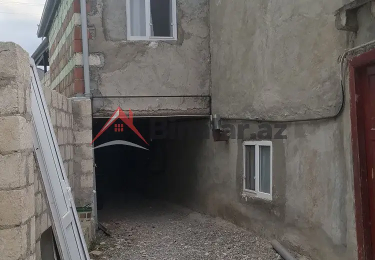 5 otaqlı mənzil Satılır, Şabran