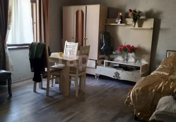 7 otaqlı mənzil , Gəncə